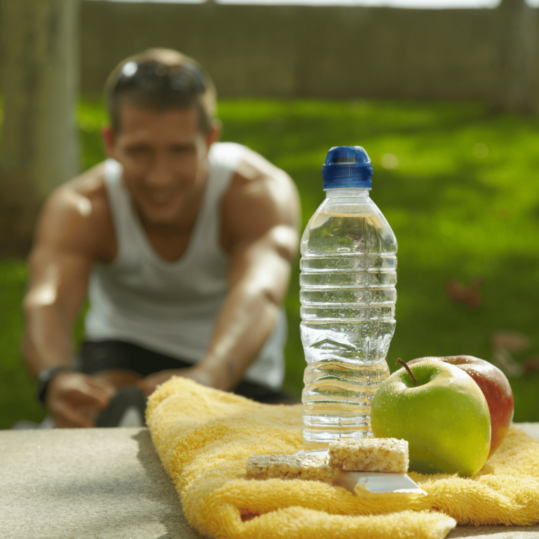 Lire la suite à propos de l’article Guide complet de la nutrition et du ravitaillement à l’usage des triathlètes